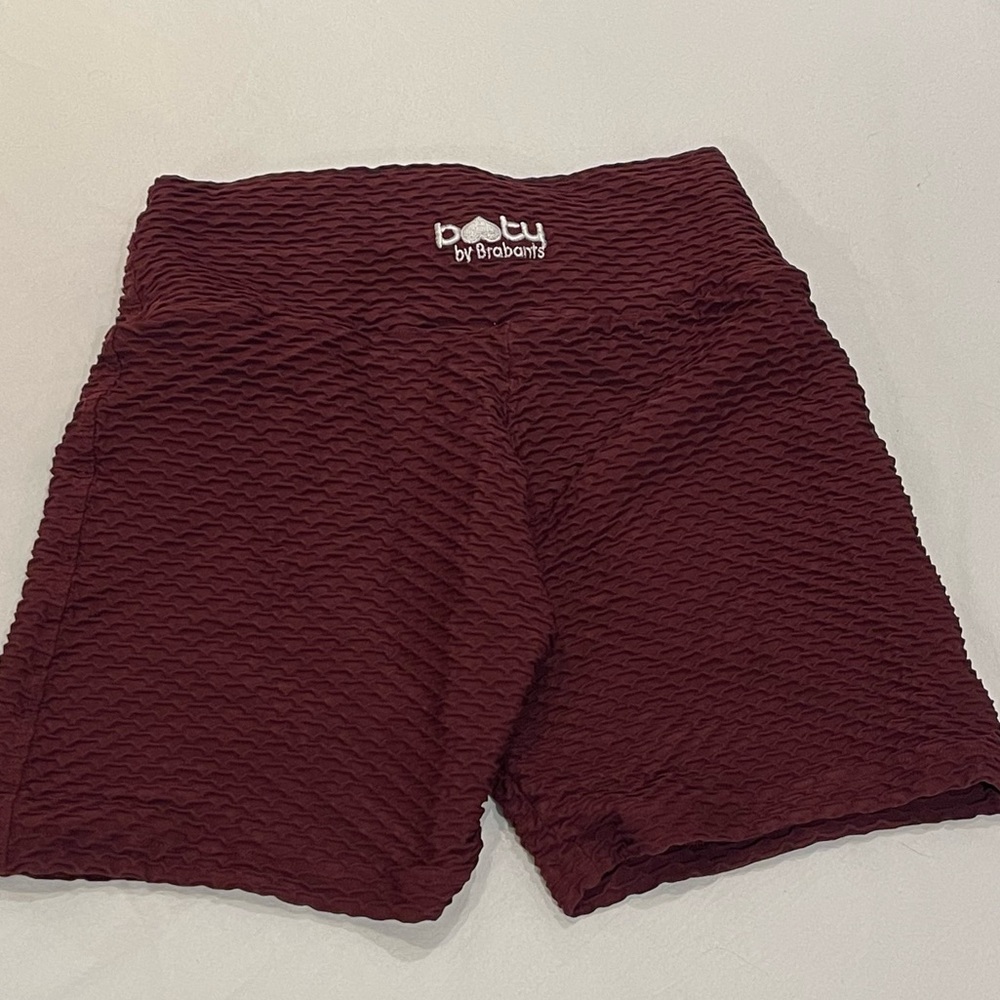 Booty by Brabants croco skin shorts merlot
